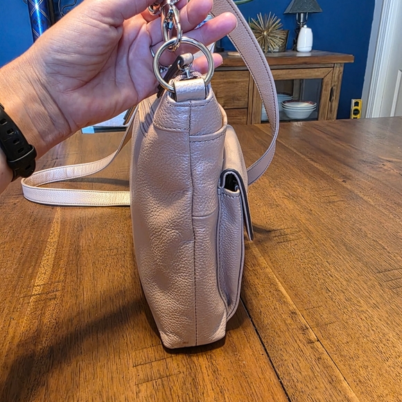 Tignanello Voyager Convertible Crossbody Bag Metallic Rose - Picture 4 of 13